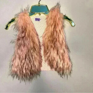 Twiky Girl Faux Fur Pink Vest Size 4 Toddler EUC